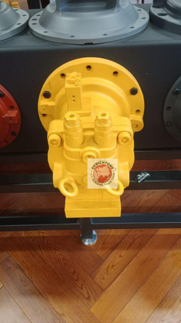 Гидромотор поворота Hyundai R210LC-7 R215LC-7 M2X150chb-r210 Гидромотор поворота Hyundai R210LC-7 R215LC-7 M2X150chb-r210